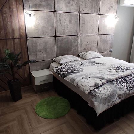Loft Centr Apartment ตีรัสปอล ภายนอก รูปภาพ